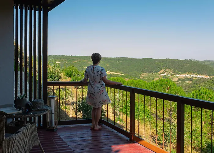 Casas Da Tia Alice - Encantadoras Em * מאפרה