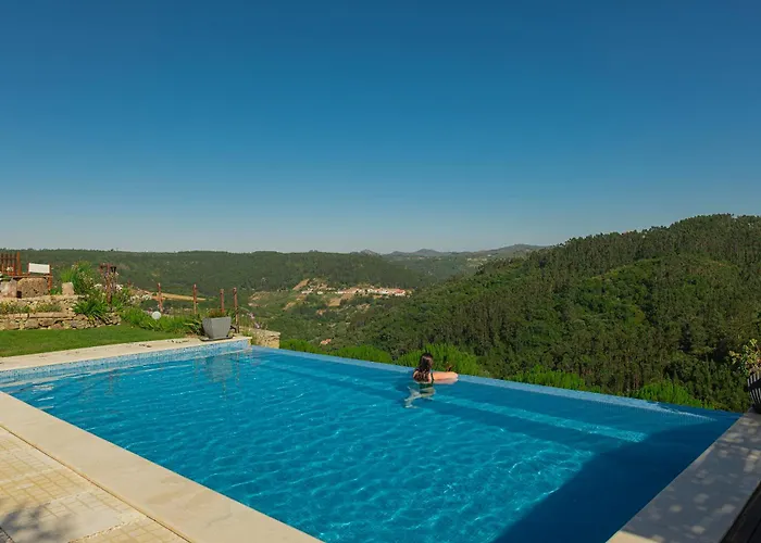 Casas Da Tia Alice - Encantadoras Em מאפרה